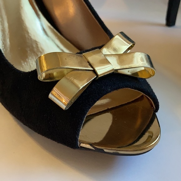 Holiday Party Shoes Tied w\ a Bow - Picture 7 of 10